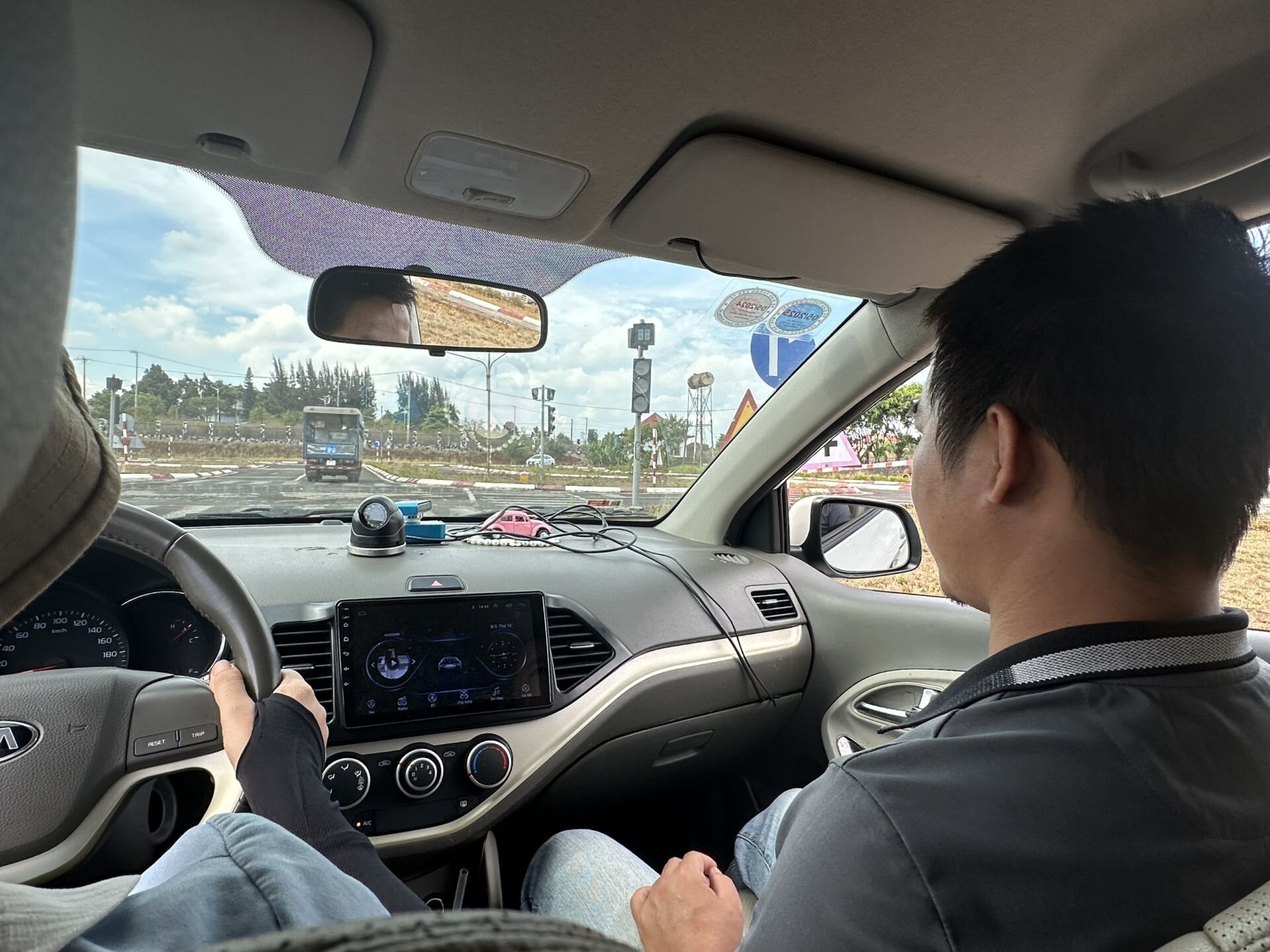 học lái xe gia lai giá rẻ